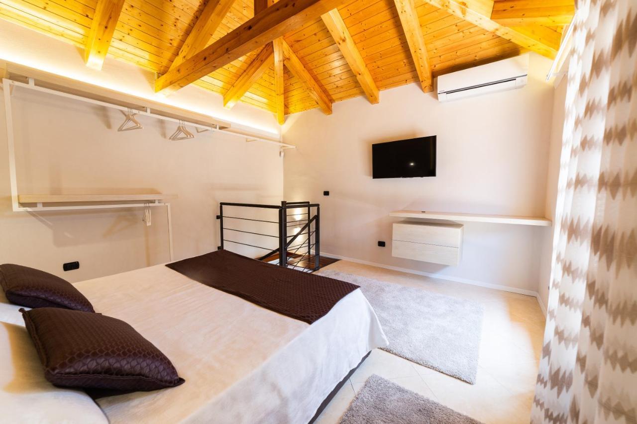 Suite Cavour - Suntripsicily Riposto Exteriör bild